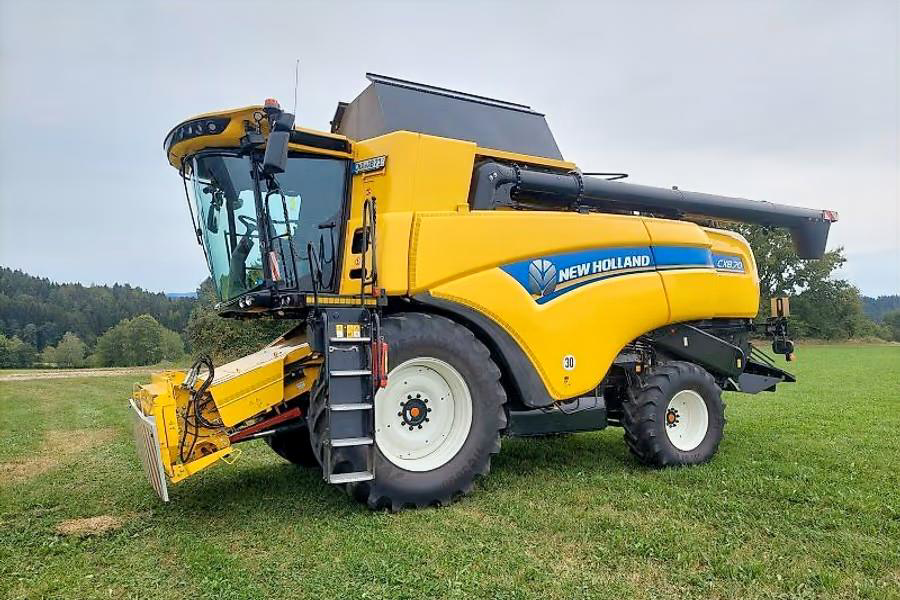 New Holland cx 8.70