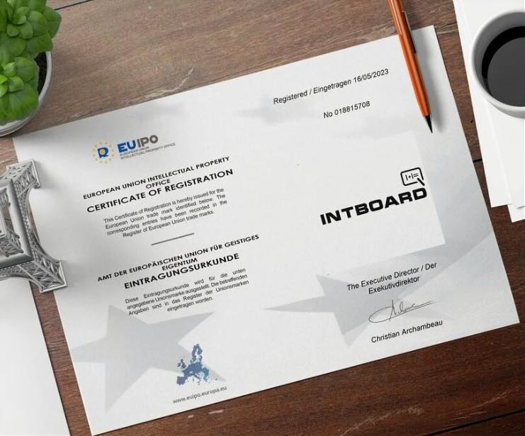 Сертифікат якості на інтерактивні панелі Intboard