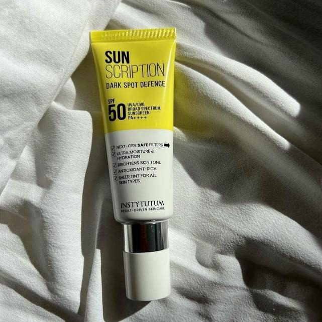 сонцезахисний
крем sunscription dark spot defence spf50