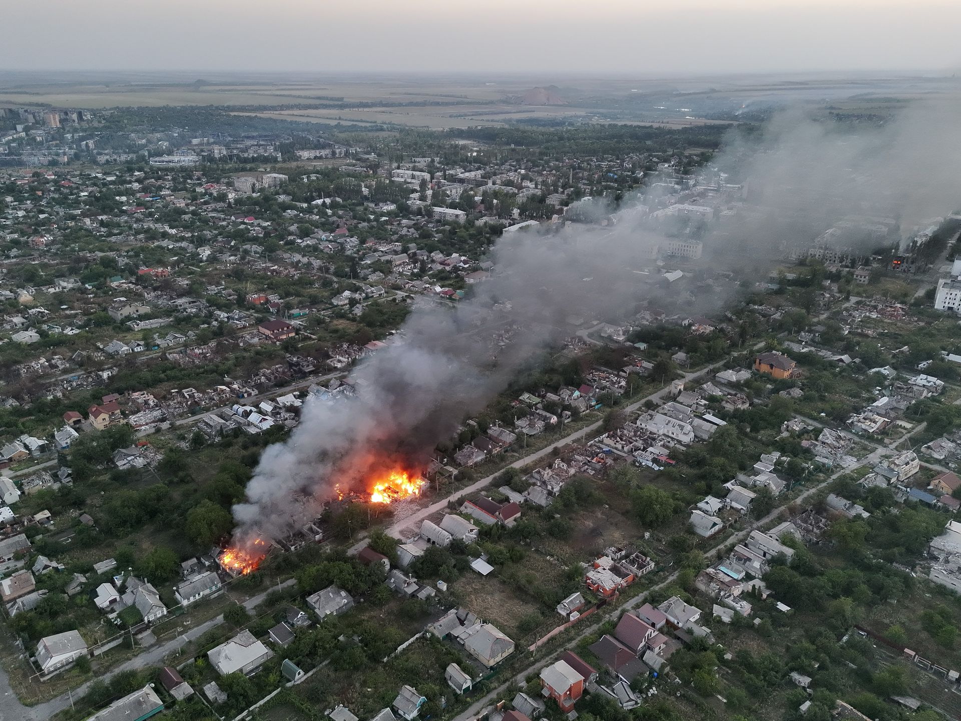 Зруйновані житлові будинки після обстрілів російськими військами в Покровську, Донецька область, 31 серпня 2025 року. (Тарас Ібраґімов / Суспільне / Getty Images)