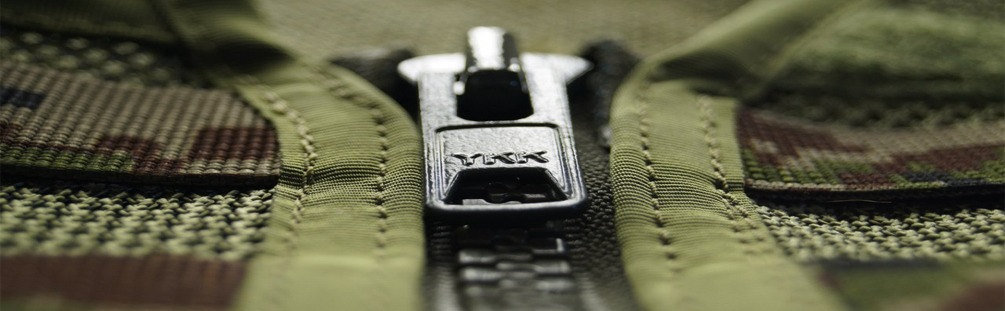 Фурнитура YKK в военной форме