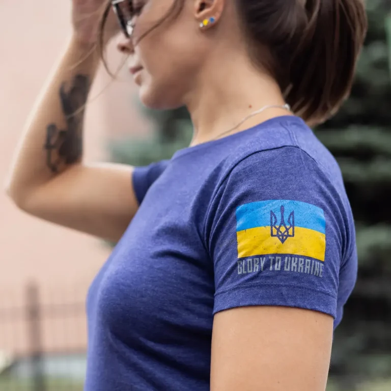 футболка з флагом України