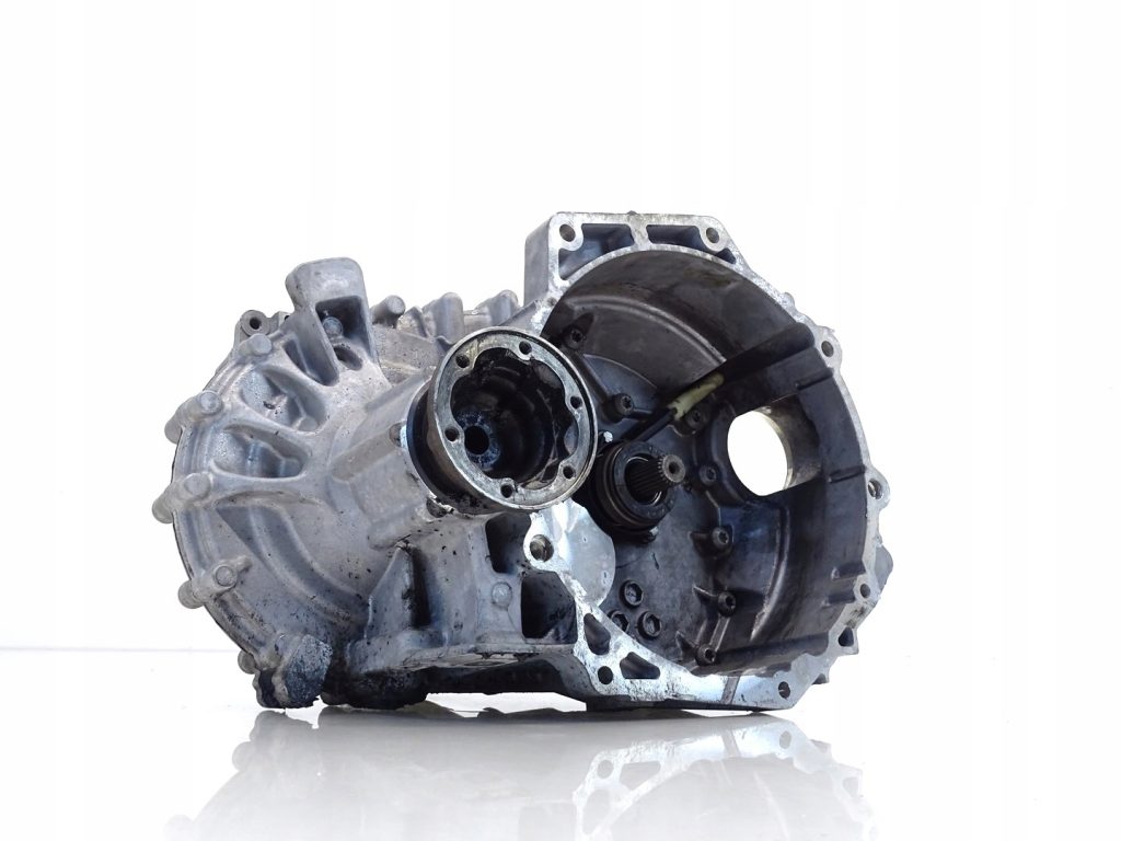 Коробка передач механіка uxc seat leon iv 5f volkswagen golf viii audi a3 8y 1.5 tsi