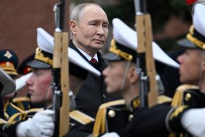 Путін підписує новий указ про збільшення чисельності російських військових на тлі рекордного військового бюджету та майбутньої мобілізації