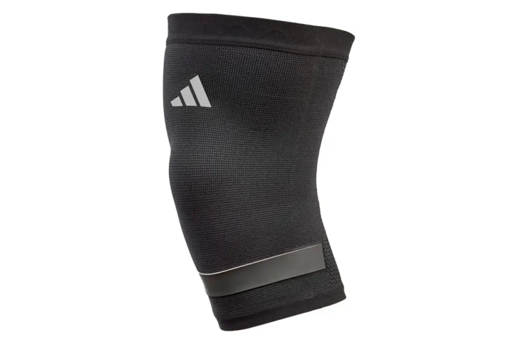 Наколінник Adidas Innwell M, чорний