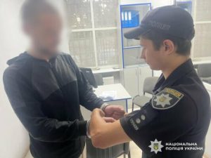 В Одеській області військовий травмував побратима дзеркалом — потерпілий у реанімації
