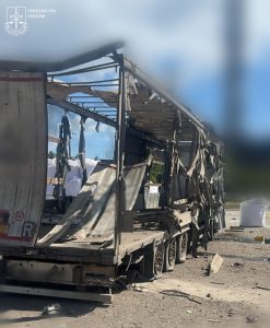 Внаслідок обстрілу Одеси чоловік і жінка отримали травми, в одного з них відірвало руку