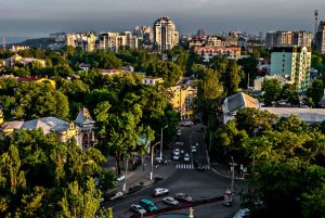 В Одеській області безпритульний напав на відпочивальників та обікрав їх