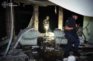Сили РФ завдали удару по Одесі: зруйновані квартирні будинки
