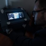 Антикорупційні органи України висунули звинувачення бізнесмену у справі рейдерства на тлі масштабного корупційного скандалу