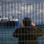 Понад п’ята частина російського експорту СПГ захищена завдяки грецькому винятку у санкціях ЄС