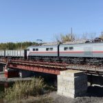 Рух поїздів повністю зупинено