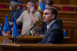 Україні потрібен генеральний прокурор, обраний за заслуги, а не за відданість