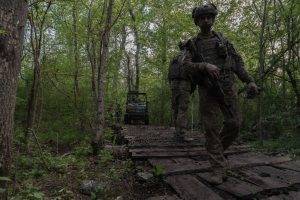 Останні новини війни в Україні: Елітний російський підрозділ безпілотників відступає з північного Донеччини через український наступ