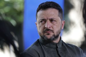 Зеленський закликає не захищати російських олігархів під час обговорення санкцій ЄС