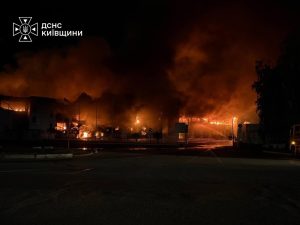 Зеленський заявив, що Росія навмисно обстріляла аеропорти Києва та Борисполя перед візитом американських делегацій
