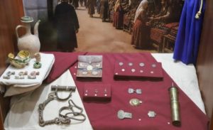 В Ізмаїлі відкрито виставку, що розкриває правду про історію міста та демонструє унікальні експонати